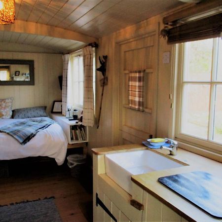 فندق Glamping On The Hill Mells المظهر الخارجي الصورة