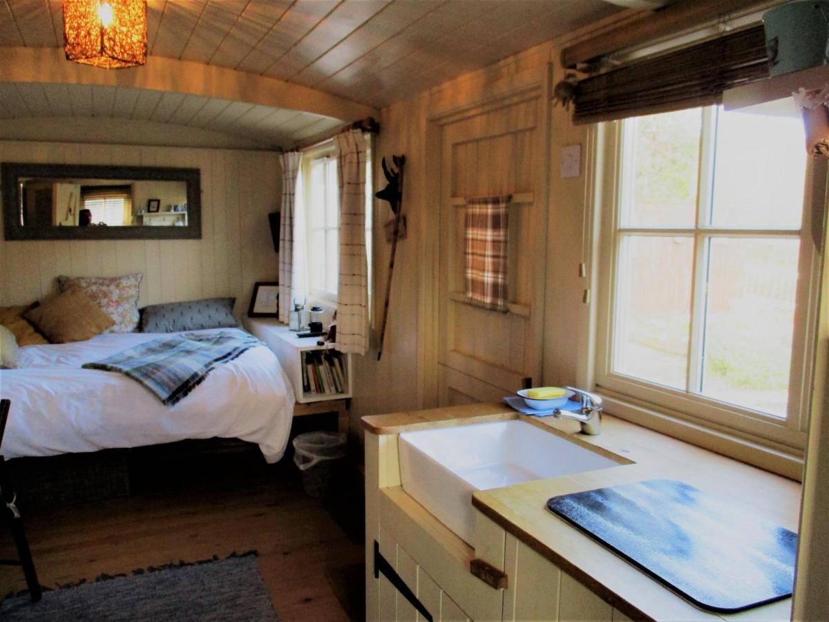 فندق Glamping On The Hill Mells المظهر الخارجي الصورة